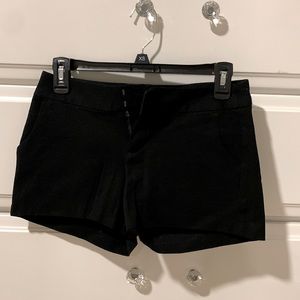 Old Navy Size 2 Low Rise Black Short 2inch